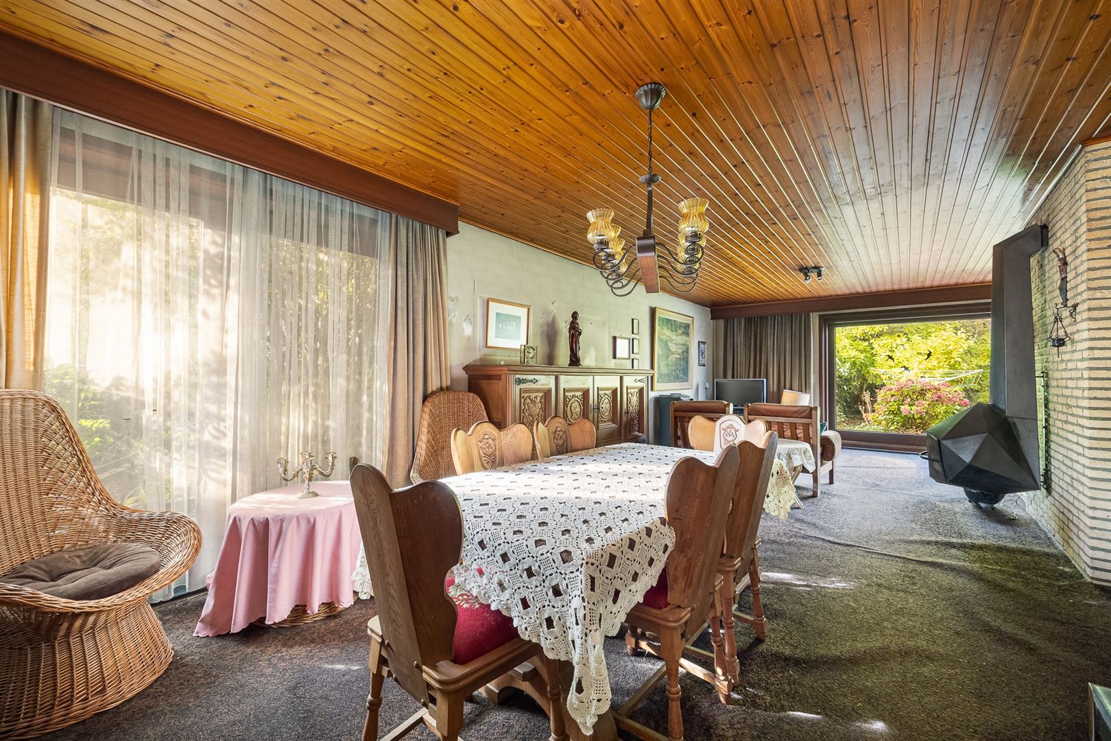 Te renoveren bel-etagewoning met veel potentieel! - foto 5