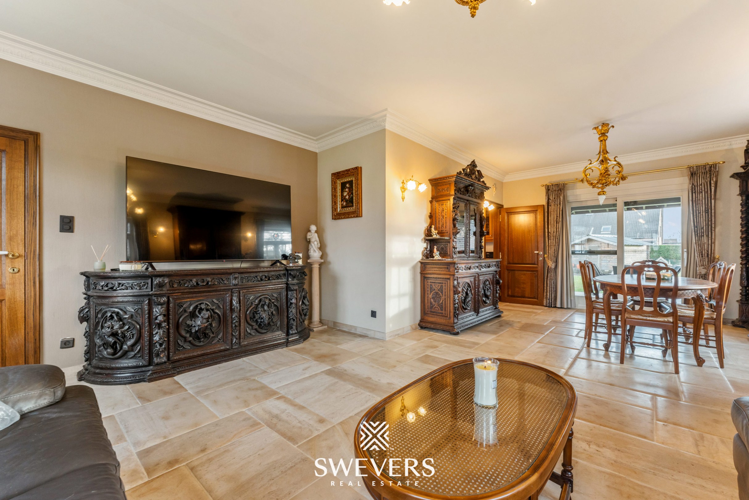 Ruime open bebouwing met 4 slaapkamers en zonnige tuin in Houthalen - foto 4