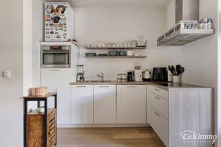 Ontdek dit ruim en lichtrijk starters appartement dichtbij het centrum van Antwerpen met een absolute topscore qua mobiliteit. Ruime en...