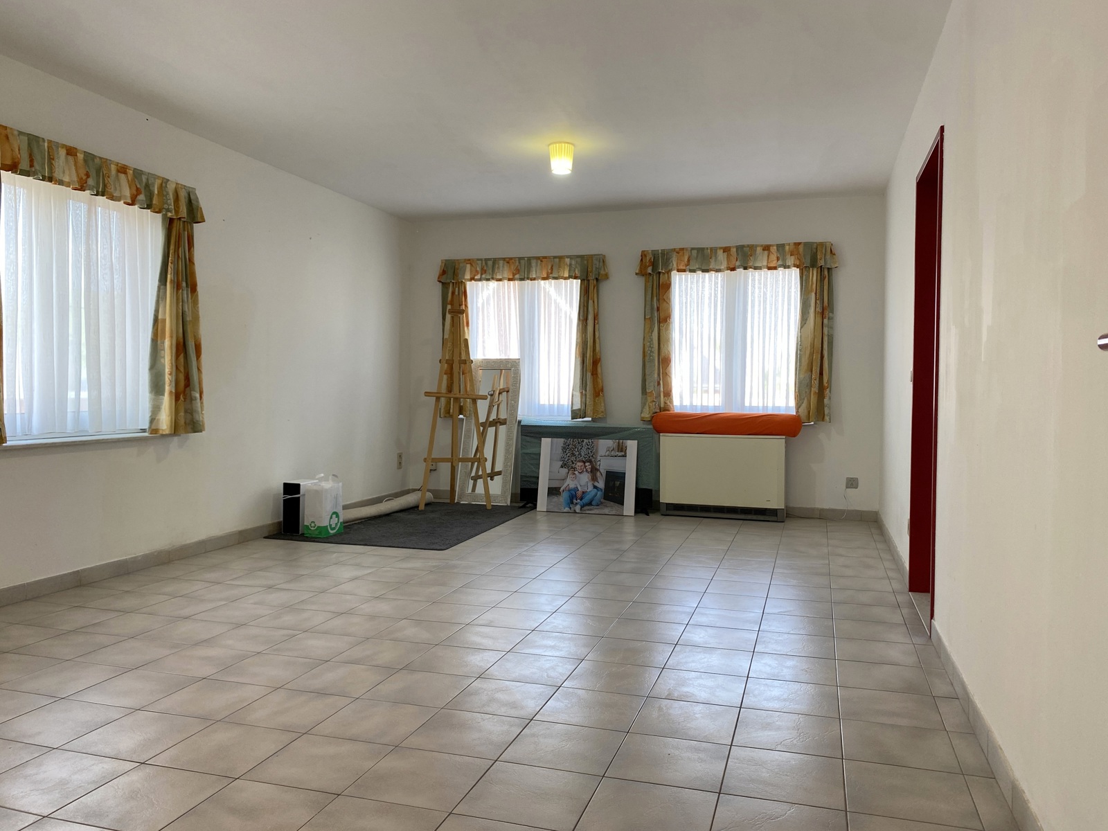 Appartement op de 1e verdieping met 2 slpk en garagebox. - foto 4