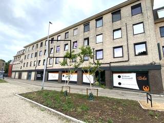Volledig VERNIEUWD appartement (+-90 m²) in een rustige residentie, gelegen knal in het centrum van Geel. Het appartement bevindt zich op de...