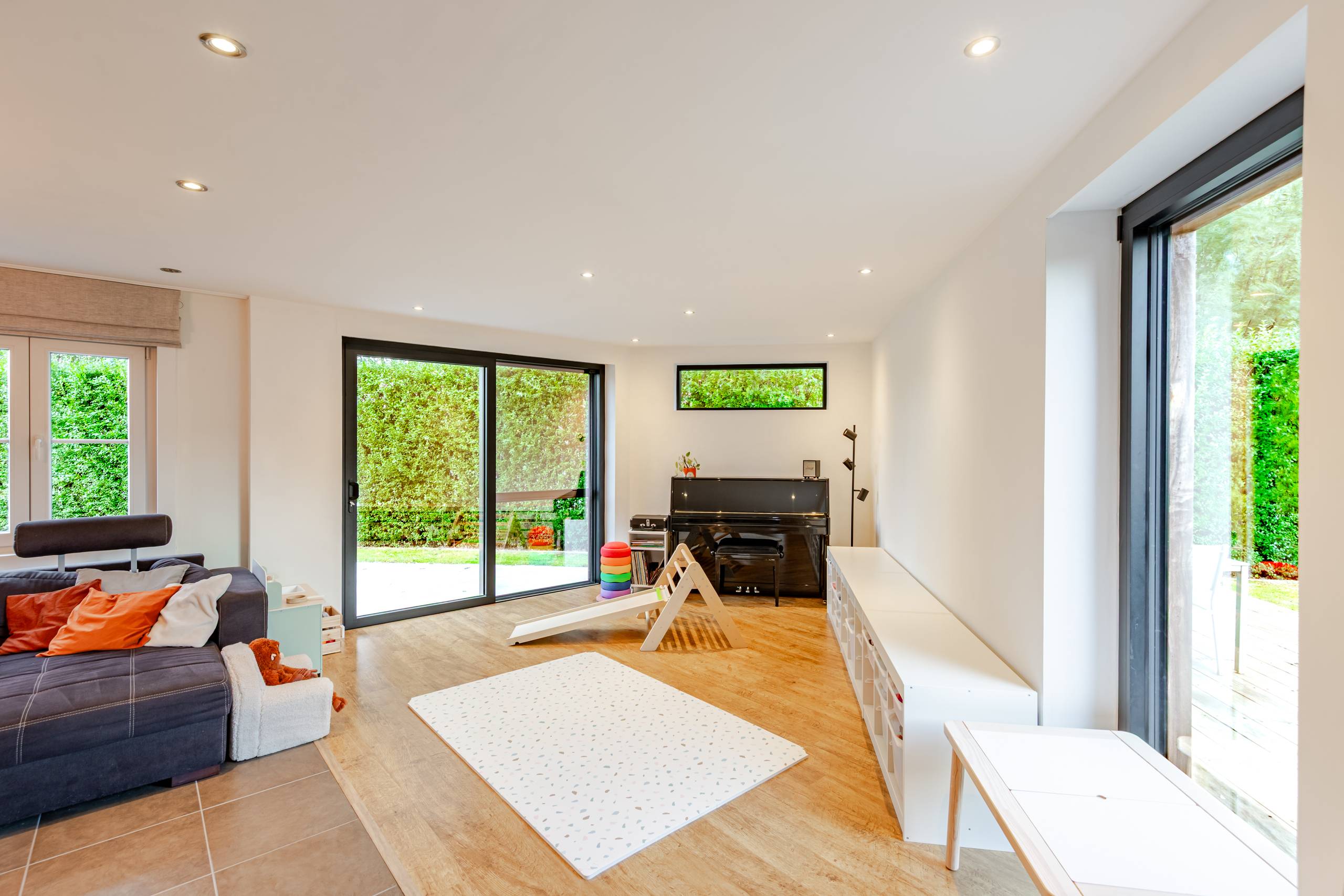 PRACHTIGE VRIJSTAANDE VILLA OMRINGD DOOR GROEN - foto 4