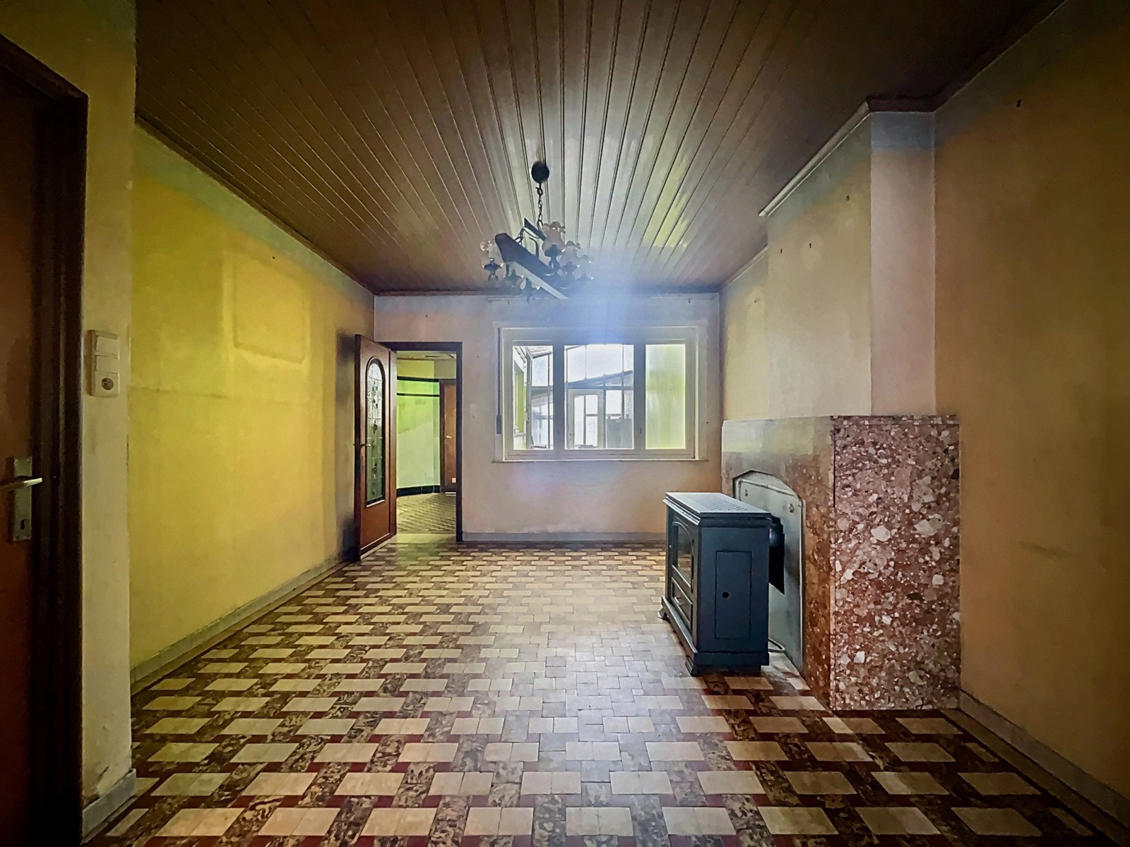 Mooi gelegen, Te renoveren Stadswoning met 3 SLPK én Tuin! - foto 5