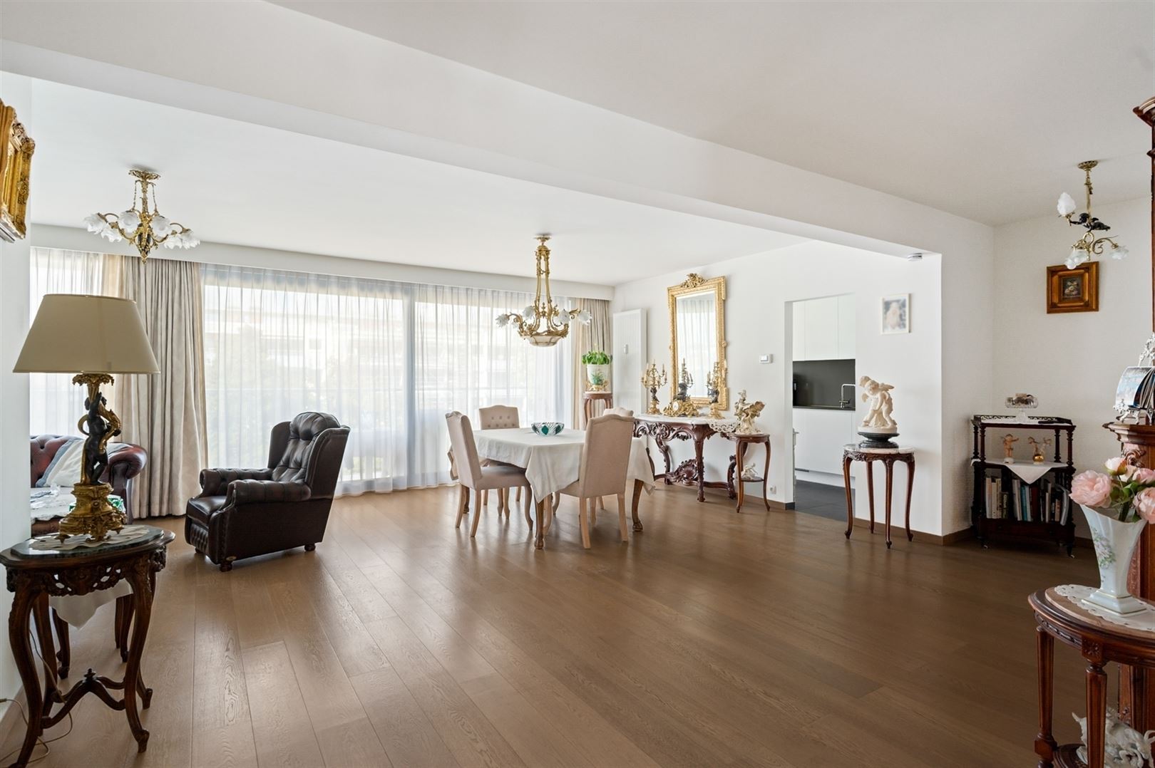 Ruim 3 slpk appartement met garagebox - foto 3