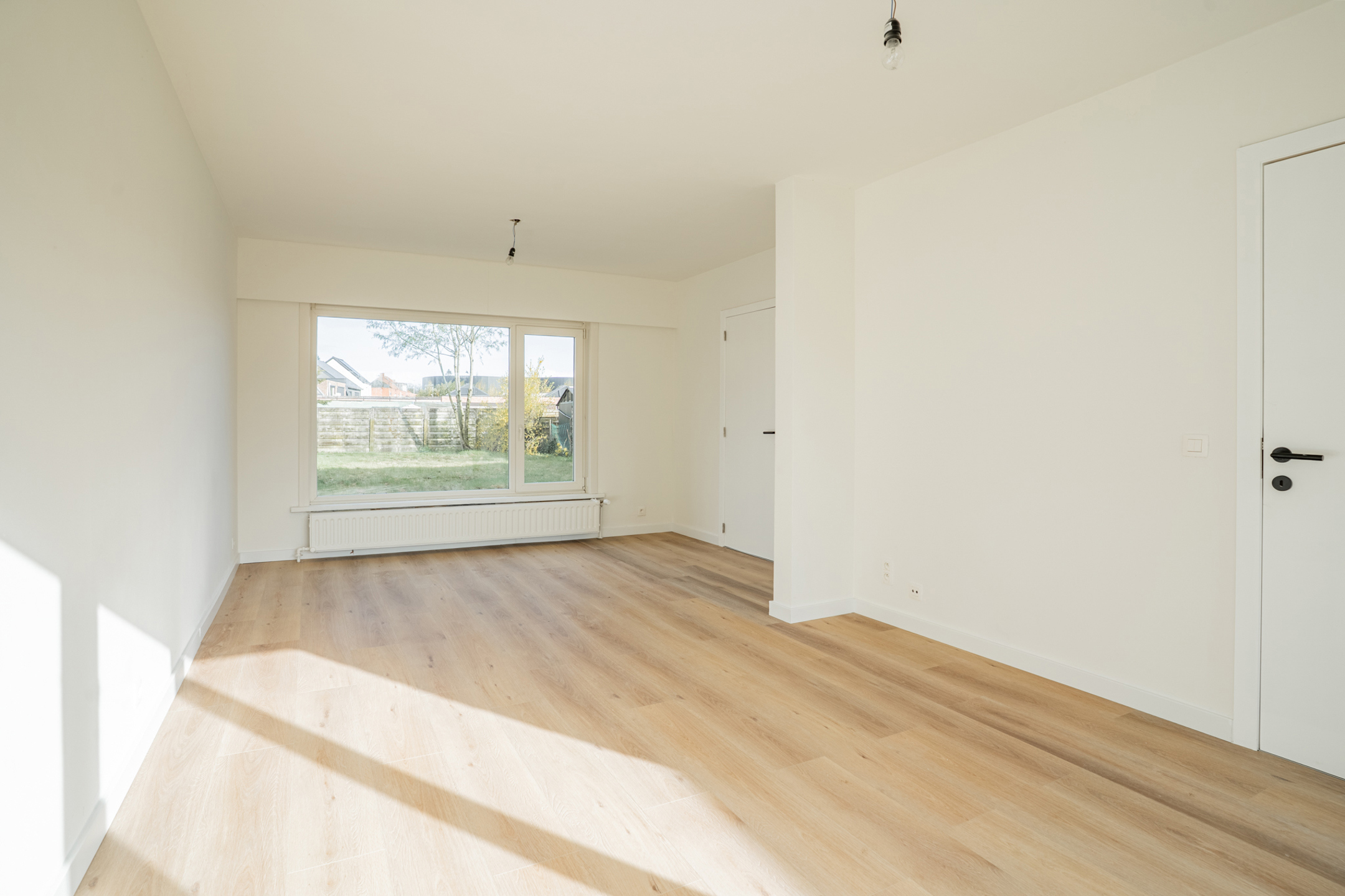 Recent vernieuwde woning met 3 slaapkamers en ruime tuin op 481m² - foto 5