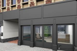 <p><span>Residentie L'Epoque biedt een unieke combinatie van comfortabel wonen en commerciële mogelijkheden in het hart van Leopoldsburg. </span></p><p><span> </span></p><p><span>Dit kleinschalige, stijlvolle nieuwbouwproject omvat negen moderne appartementen en één handelspand, ideaal voor wie op zoek is naar een dynamische thuisbasis of een strategische locatie voor een zaak. </span></p><p><span> </span></p><p><span>Het project kenmerkt zich door een hedendaagse architectuur die naadloos aansluit bij de omgeving. De focus ligt op energiezuinigheid, met goed geïsoleerde appartementen die garant staan voor een laag energieverbruik en een aangenaam binnenklimaat. De appartementen zijn ontworpen met het oog op authenticiteit en functionaliteit. Ze variëren in grootte en indeling (van één tot drie slaapkamers) en beschikken over ruime, lichtrijke leefruimtes en een terras of balkon. Kortom, de nieuwe, energiezuinige appartementen in het hart van Leopoldsburg bieden een zorgeloze en comfortabele levensstijl voor wie bewust kiest voor kwaliteit, duurzaamheid en een centrale ligging </span></p><p><span> </span></p><p><span>Hoogwaardige materialen </span></p><p><span> </span></p><p><span>De keuken, badkamer, vloeren, deuren en ramen werden met zorg en aandacht voor kwaliteit geselecteerd. Voor elke ruimte en elke afwerking is bewust gekozen voor duurzame materialen en een hoogwaardige uitstraling. Bovendien zullen alle eenheden geschilderd opgeleverd worden, zodat bewoners kunnen genieten van een volledig afgewerkt en instapklaar resultaat.</span></p><p><span> </span></p><p><span>Uniek wonen en werken Droomt u van een naadloze overgang tussen werk en privé? </span></p><p><span> </span></p><p><span>Residentie L époque in Leopoldsburg speelt in op deze wens door een flexibele unit aan te bieden. Dit creëert de unieke kans om een eigen praktijk- of kantoorruimte te verwerven, met de optie om direct ernaast een comfortabel gelijkvloers appartement mee aan te kopen. </span></p><p><span> </span></p><p><span>Aankoop mogelijk aan verkooprecht 2% (particulier) of 12% (investeerder)</span></p><p><span> </span></p><p><span>Voor meer informatie of een bezoek aan het kijkappartement, contacteer Lindsey Swennen op 0493 50 10 78 of <span>lindsey@janssenenjanssen.be</span></span><span> </span></p><p><span> </span></p>