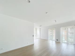 UCCLE – Fort Jaco neighbourhood, close to all amenities (shops, transport, schools, etc.), a lovely flat of approx. 129m² situated on the 2nd floor...