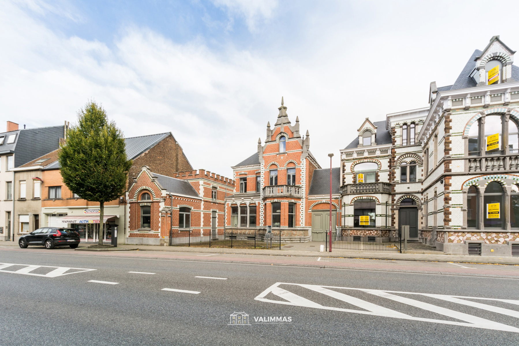 Commercieel gelegen kantoorruimte in stijlvolle herenwoning - foto 1