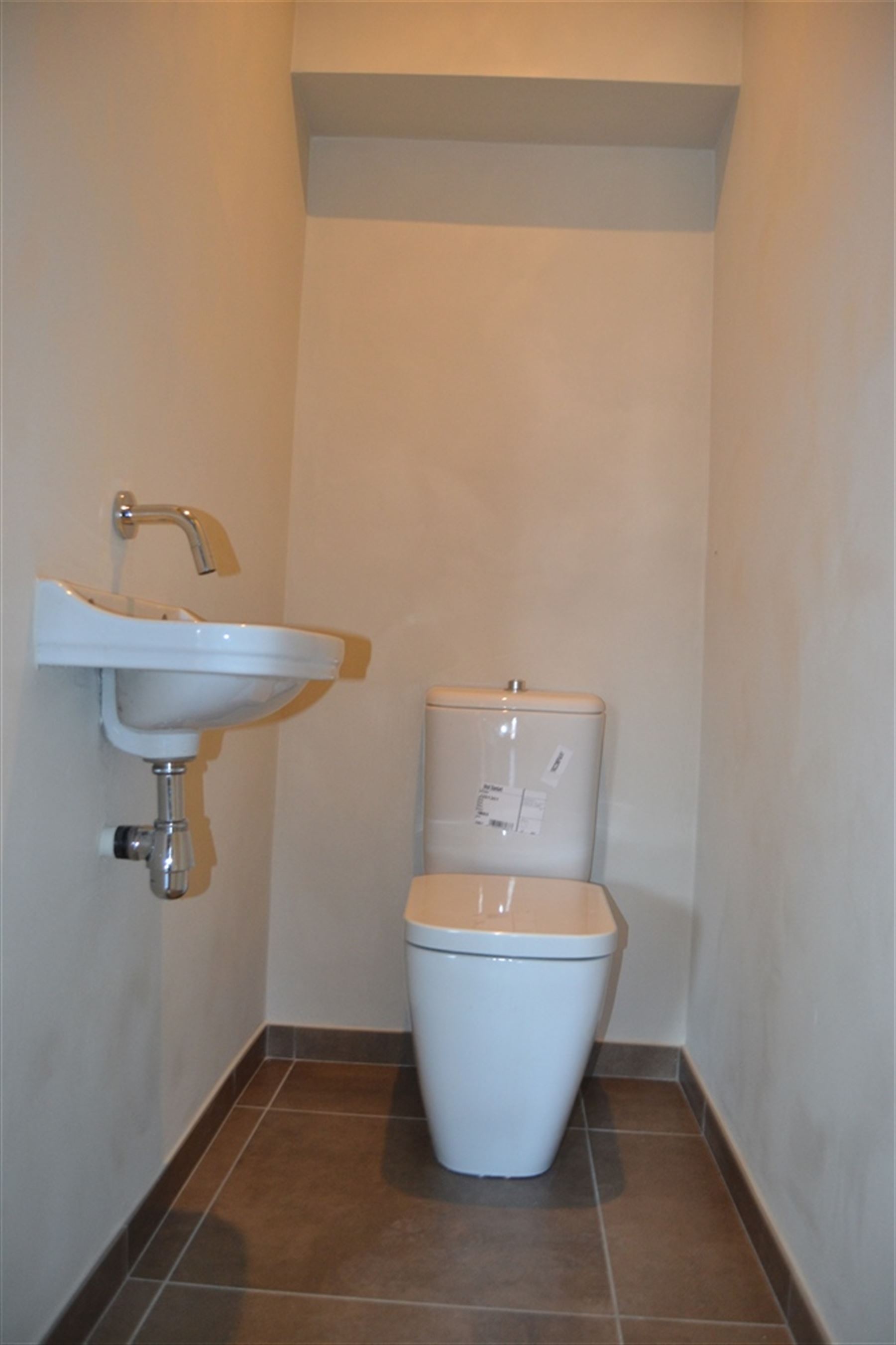 Ruime woning met drie slaapkamers en groot terras in het centrum van Vichte - foto 4