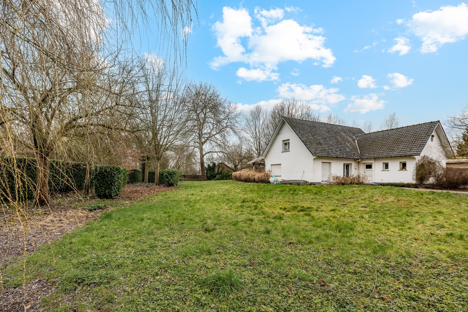 Bouwgrond voor open bebouwing - 1070m² - foto 4
