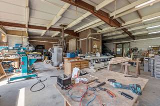 TE KOOP AALTER - VRIJ BEROEP MOGELIJKWelkom in deze ruime villa in Aalter !De troeven van dit pand zijn:- Uitzonderlijk groot perceel 5263 m²- Zeer...