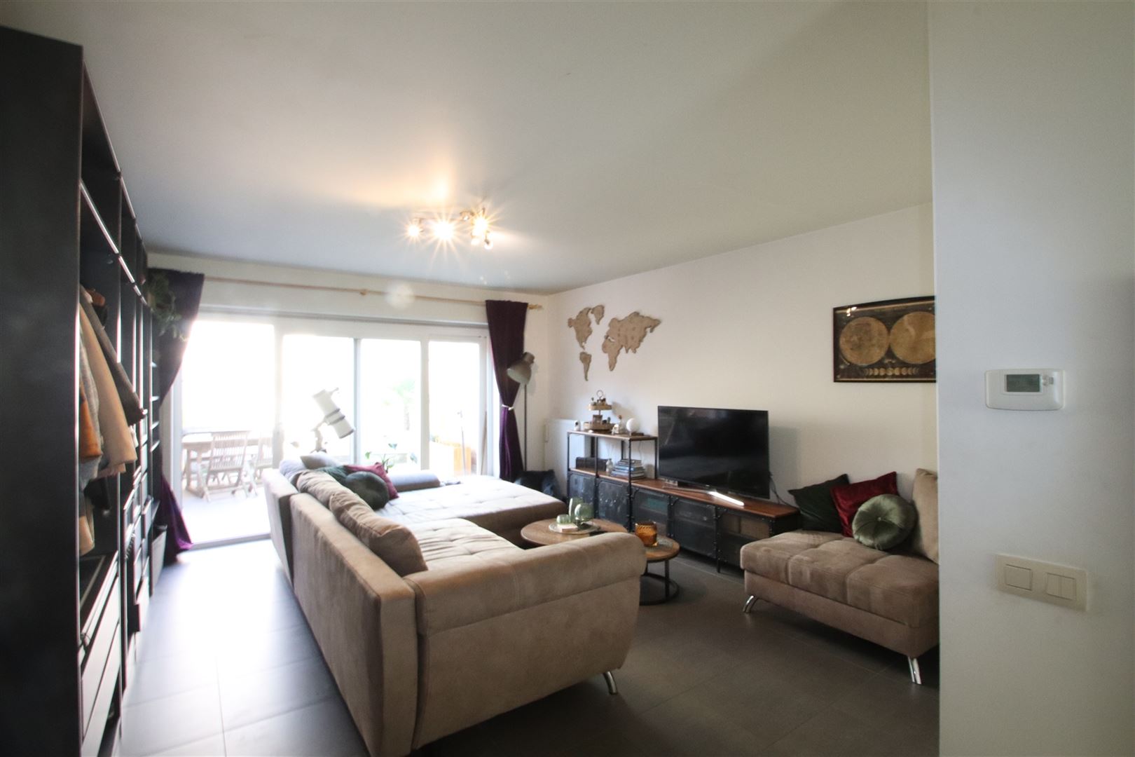 Studio met ruim terras gelegen op 250 meter van het Station - foto 4