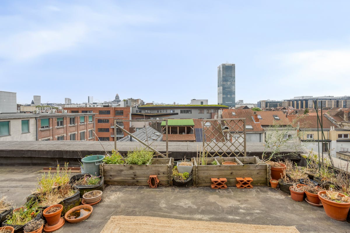 Atypisch appartement te koop in Brussel: Uitzonderlijke triplex met terras (EPC B) - foto 5