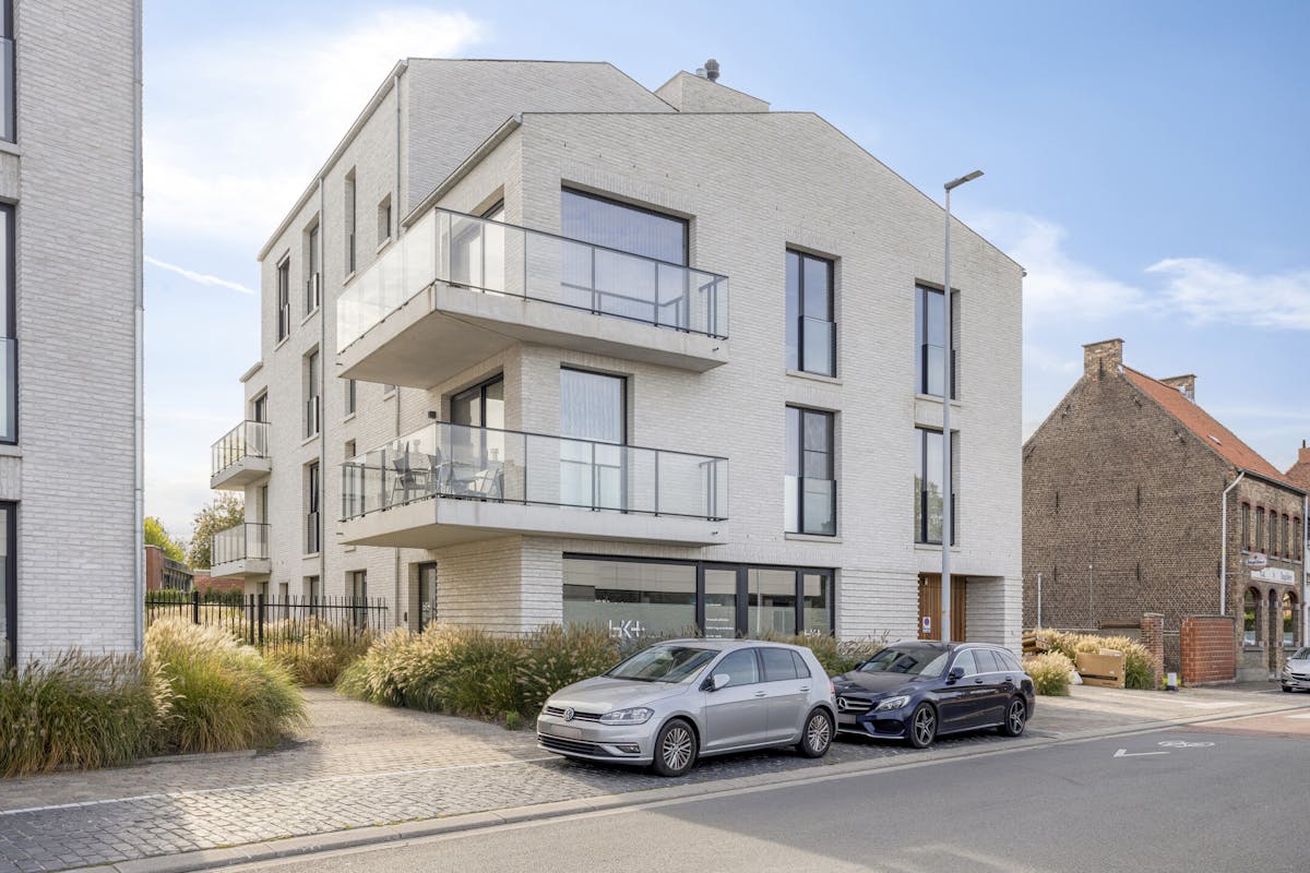 Instapklare kantoorruimte te koop in Rumbeke - foto 1