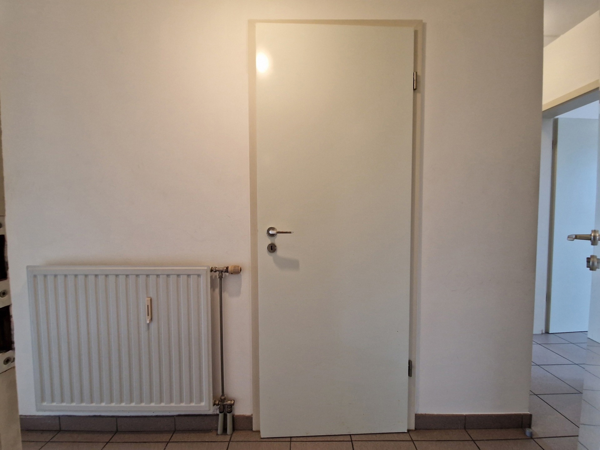 Instapklaar appartement met 2 slaapkamers, berging & parking - foto 3
