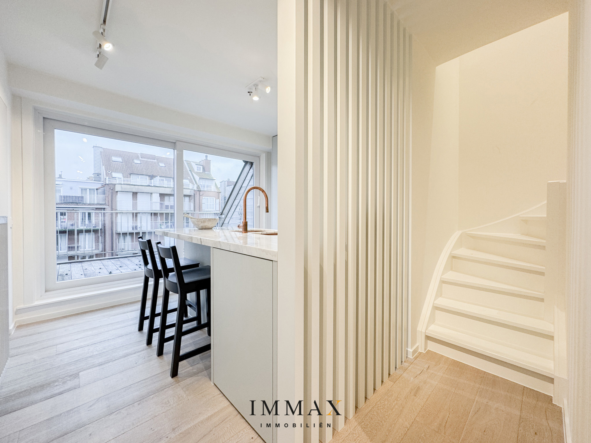 Subliem gerenoveerde penthouse met 3SK én westgericht zonneterras - foto 4