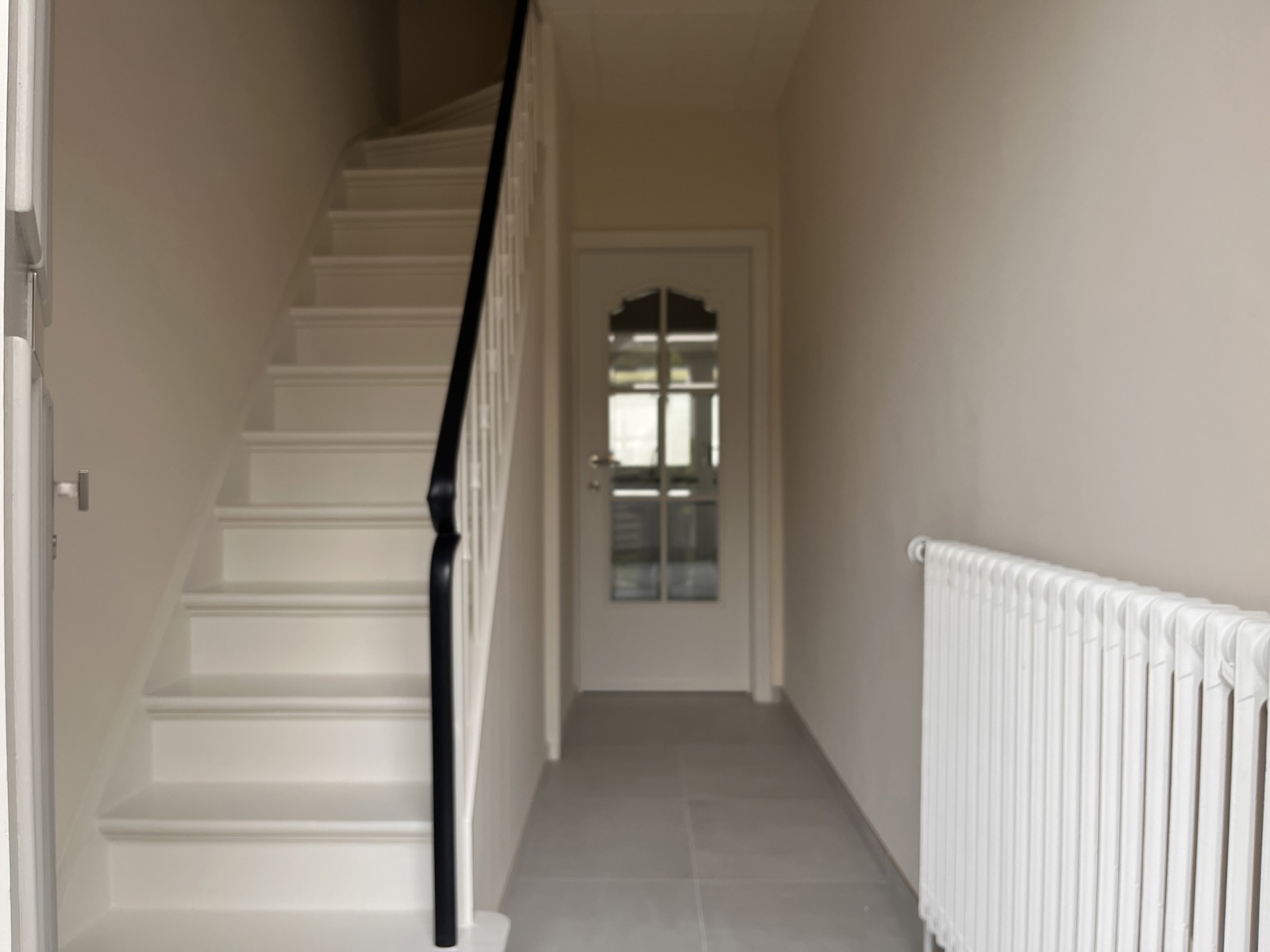 Charmante rijwoning in gezellige rustige straat - foto 3