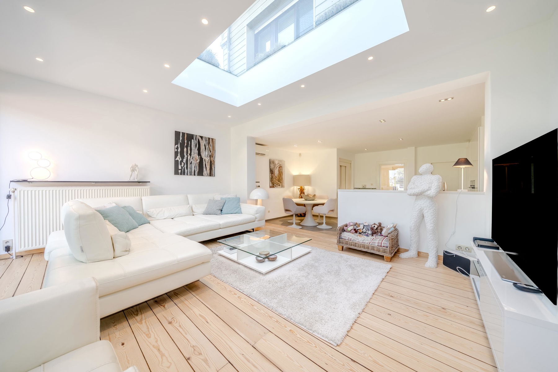 House for sale in Antwerp with 4 bedrooms - photo 2