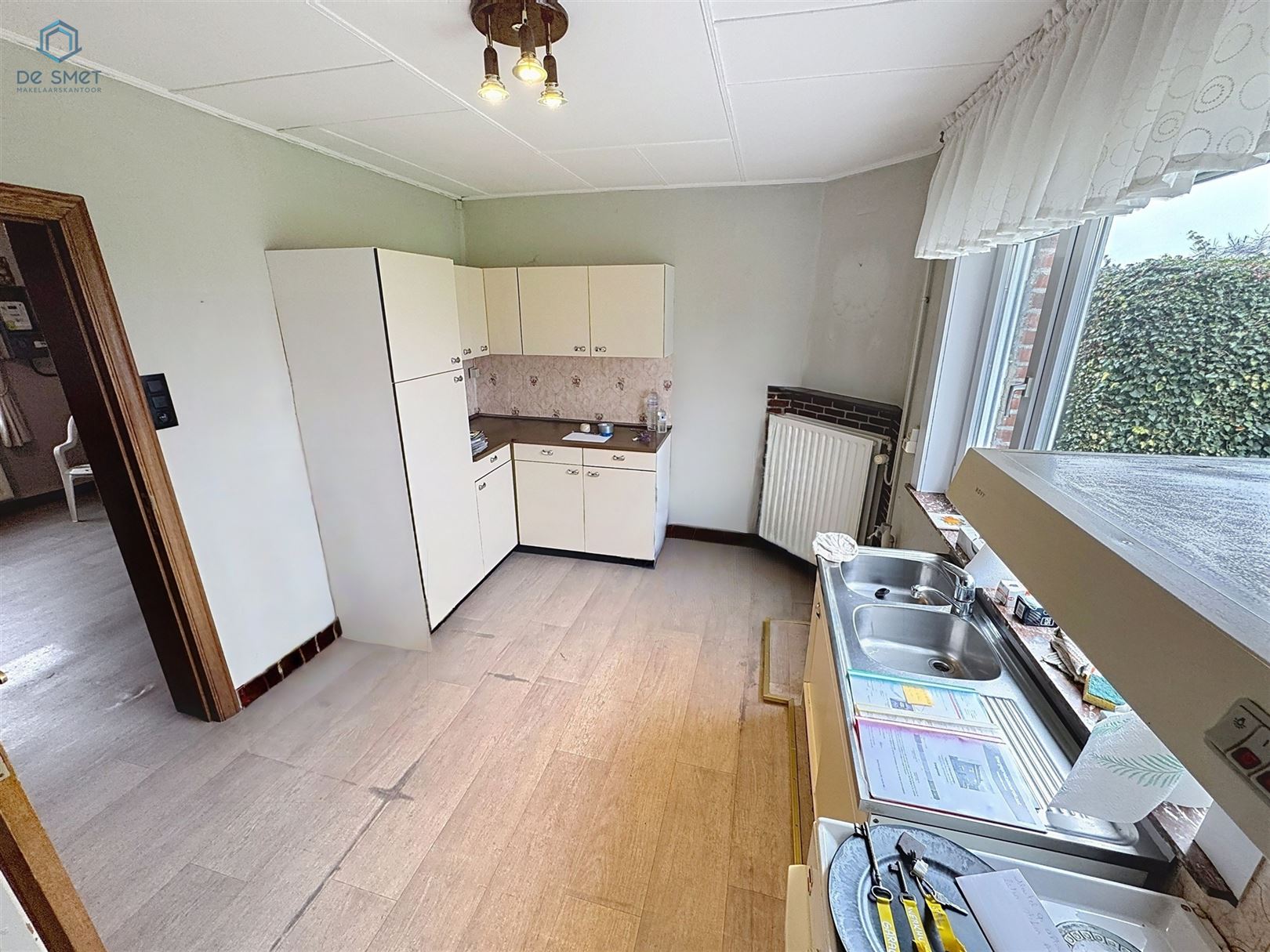 Charmante te renoveren gezinswoning met 4 slaapkamers, garage en grote tuin rustige ligging in Viane - foto 5