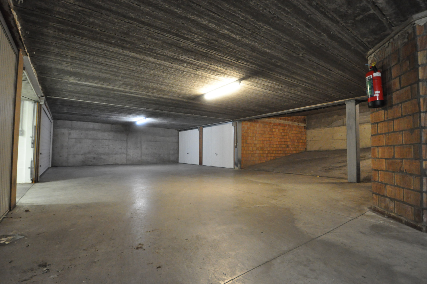 Goed gelegen gesloten garagebox nabij het strand in Duinbergen - photo 4