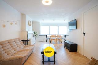 Lichtrijk 2-slaapkamerappartement (70 m²) in hartje NieuwpoortCentraal gelegen appartement (2e verdieping) in een kleinschalig gebouw (3 units). Op...