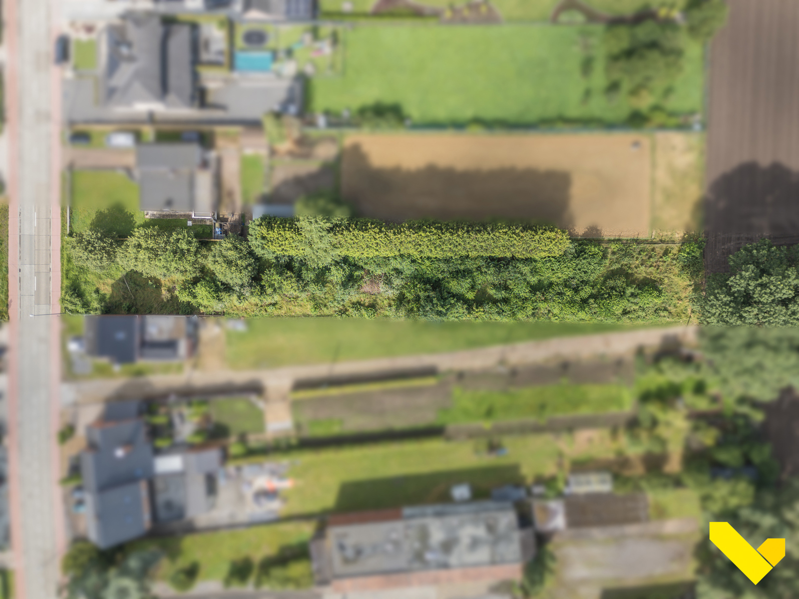 Bouwgrond van 17a 51ca voor halfopen bebouwing - foto 4