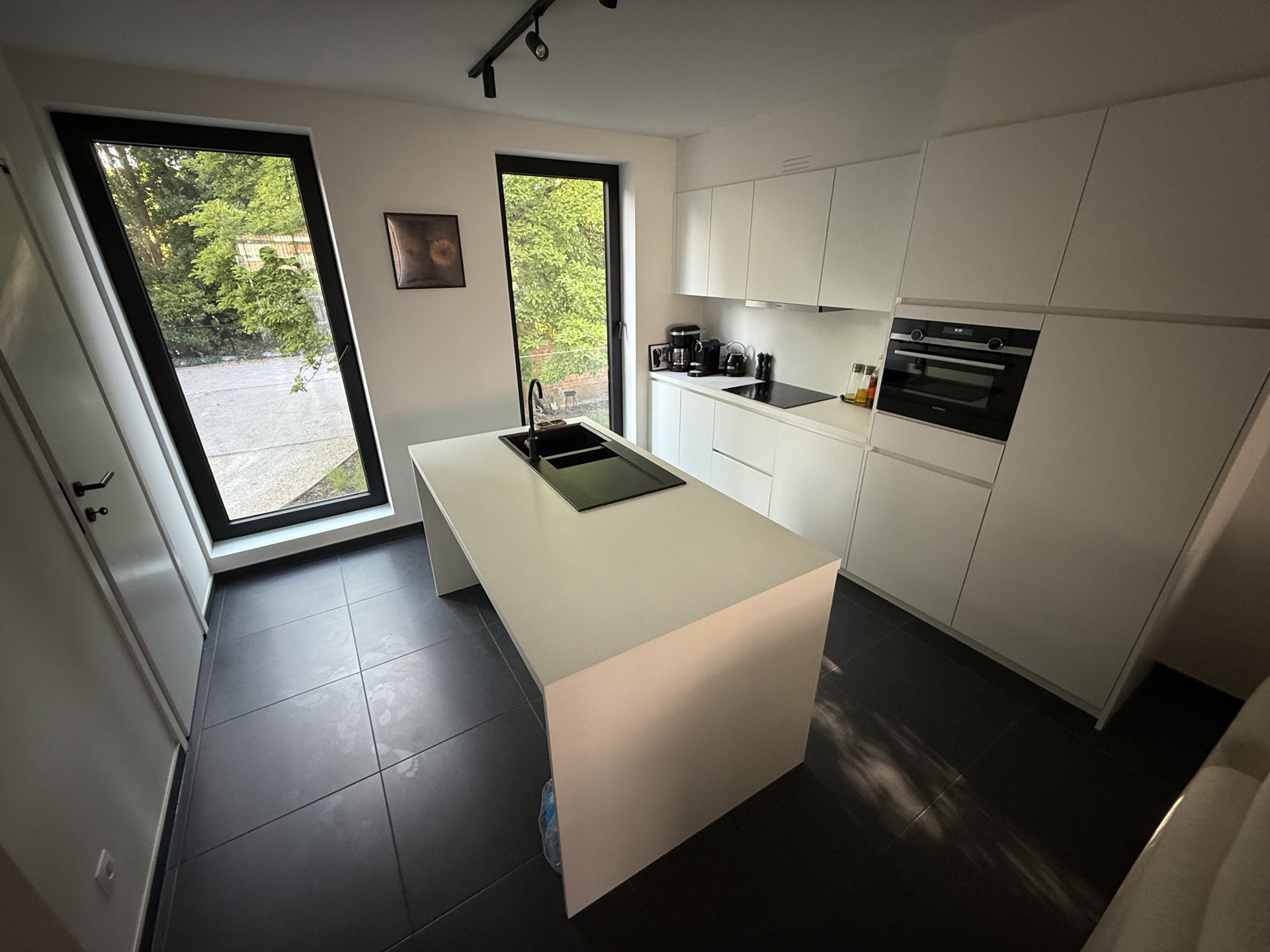 Recent duplexappartement in het centrum van Strombeek - foto 4
