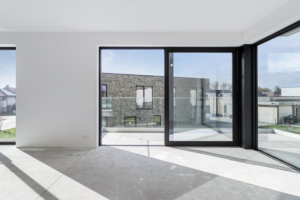 Bright apartment with a spacious terrace for sale in Roeselare - photo 4