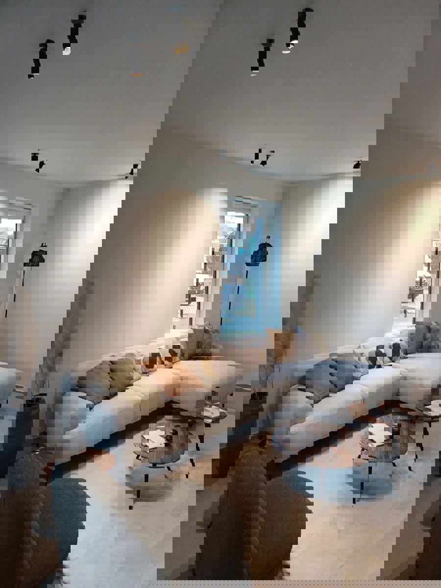 Moderne, halfopen woning - foto 1