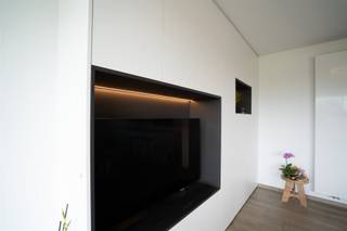 Prachtig twee slaapkamer appartement met ruim terras! Dit moderne appartement (2022) is stijlvol afgewerkt en tevens rustig maar centraal gelegen...