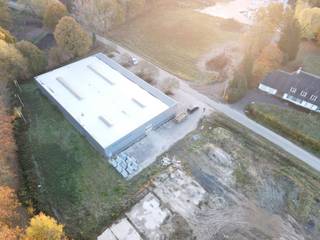 Goed gelegen loods met kantoren op een ruim perceel.Op een strategische locatie in Meerhout bevindt zich dit bedrijfsgebouw met een totale...