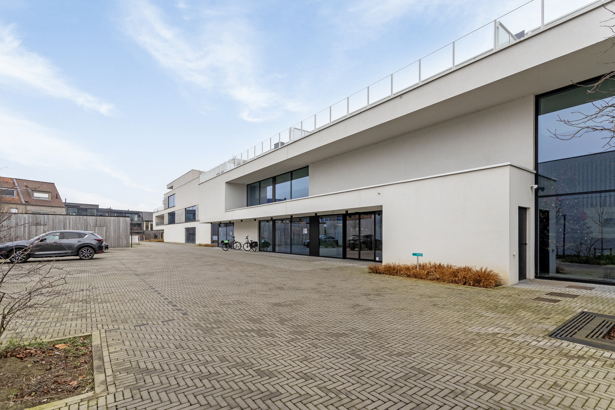 Luxueus appartement met ruim terras te koop in Waregem - foto 2