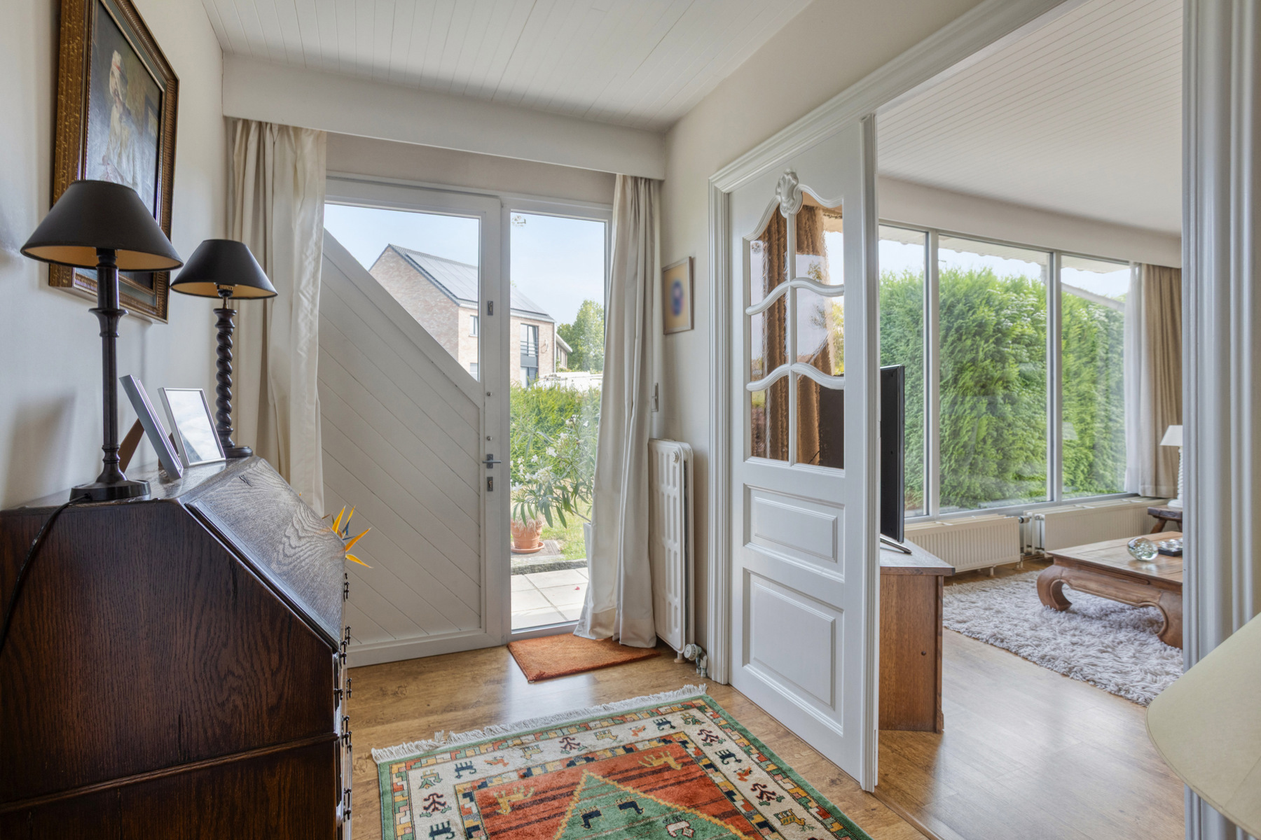 Rustig gelegen gelijkvloers-villa met 2slaapkamers en garage - foto 5