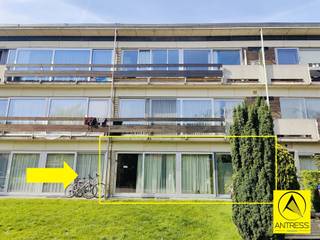 Gelijkvloers appartement met 3 slaapkamers te koop op top locatie in Kontich. Gelegen in een aangename woonwijk vlakbij het Altena park en...
