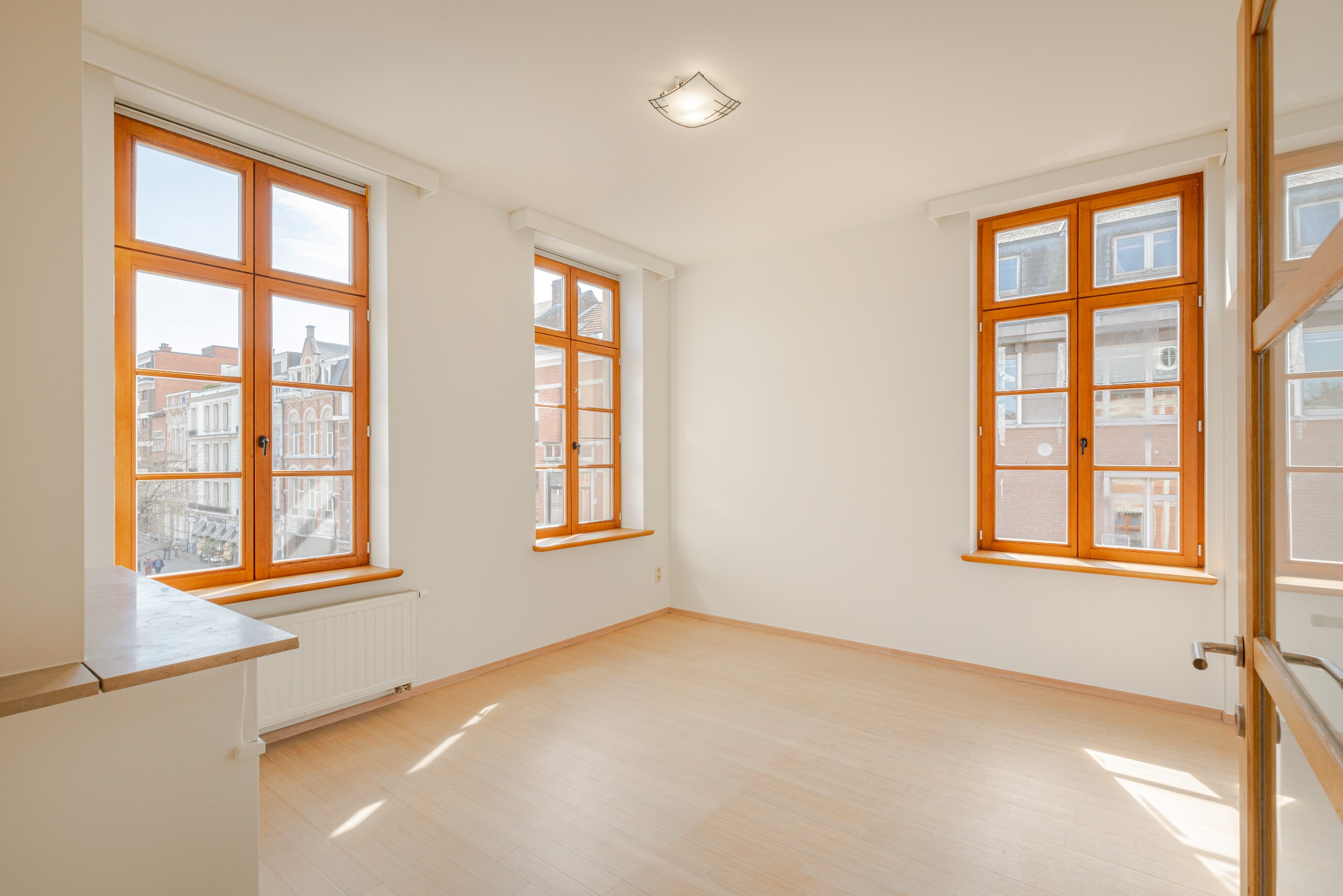 één-slaapkamer appartement op centrumlocatie! - foto 3