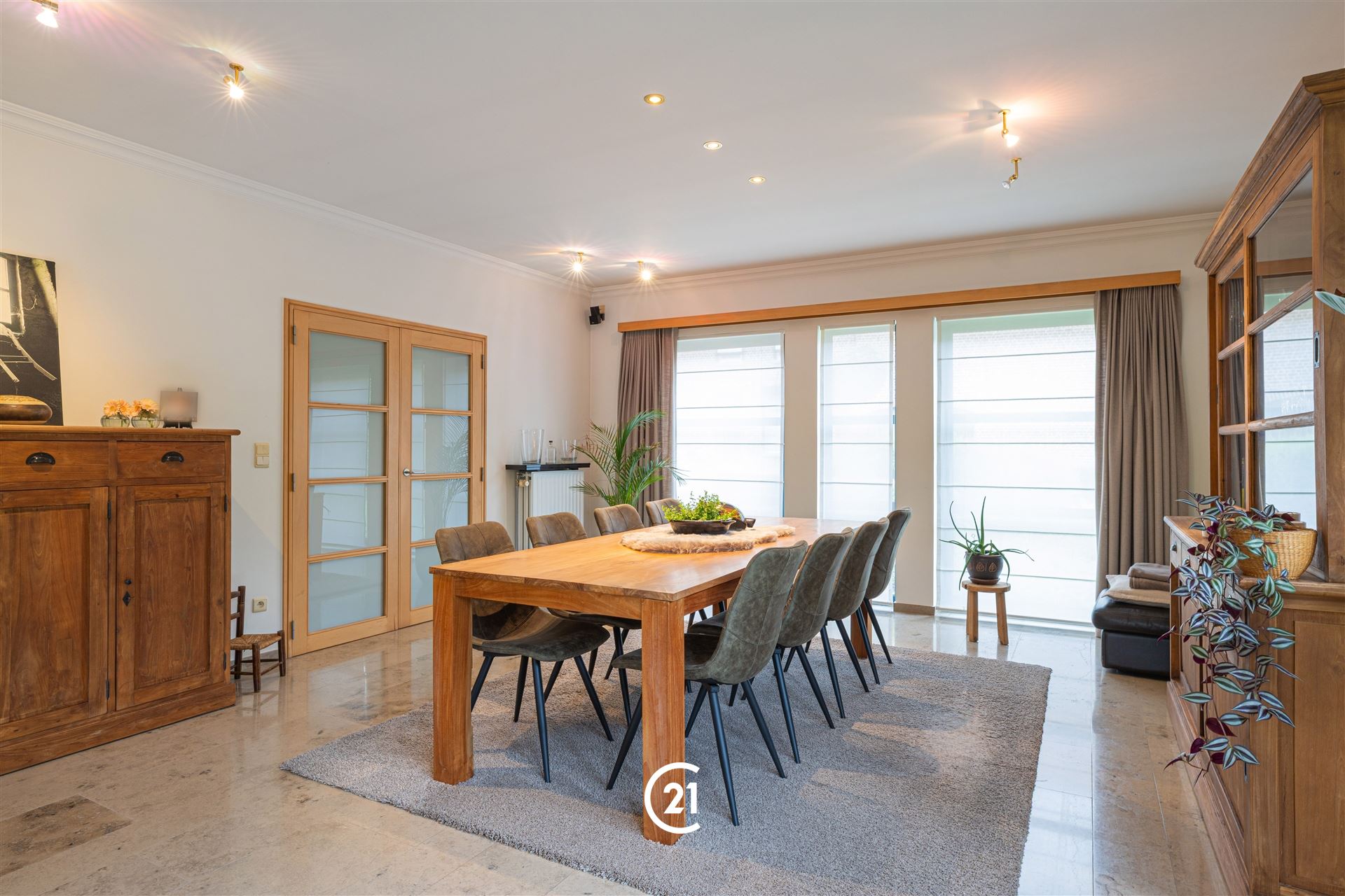Instapklare villa met loods en tal van mogelijkheden - foto 4