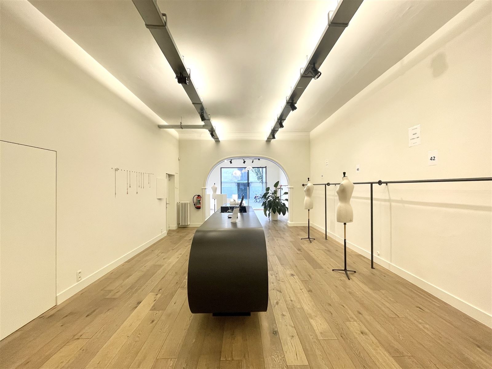 Top locatie gelegen handelsruimte van ca.140m² - foto 5