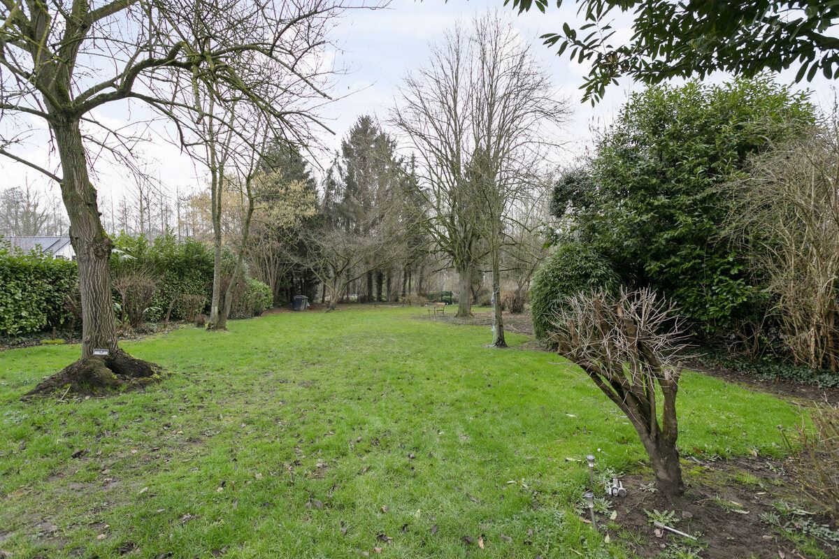 Rustig gelegen woning met prachtige tuin en 5 slaapkamers op 15 min van Leuven en Brussel. - foto 5