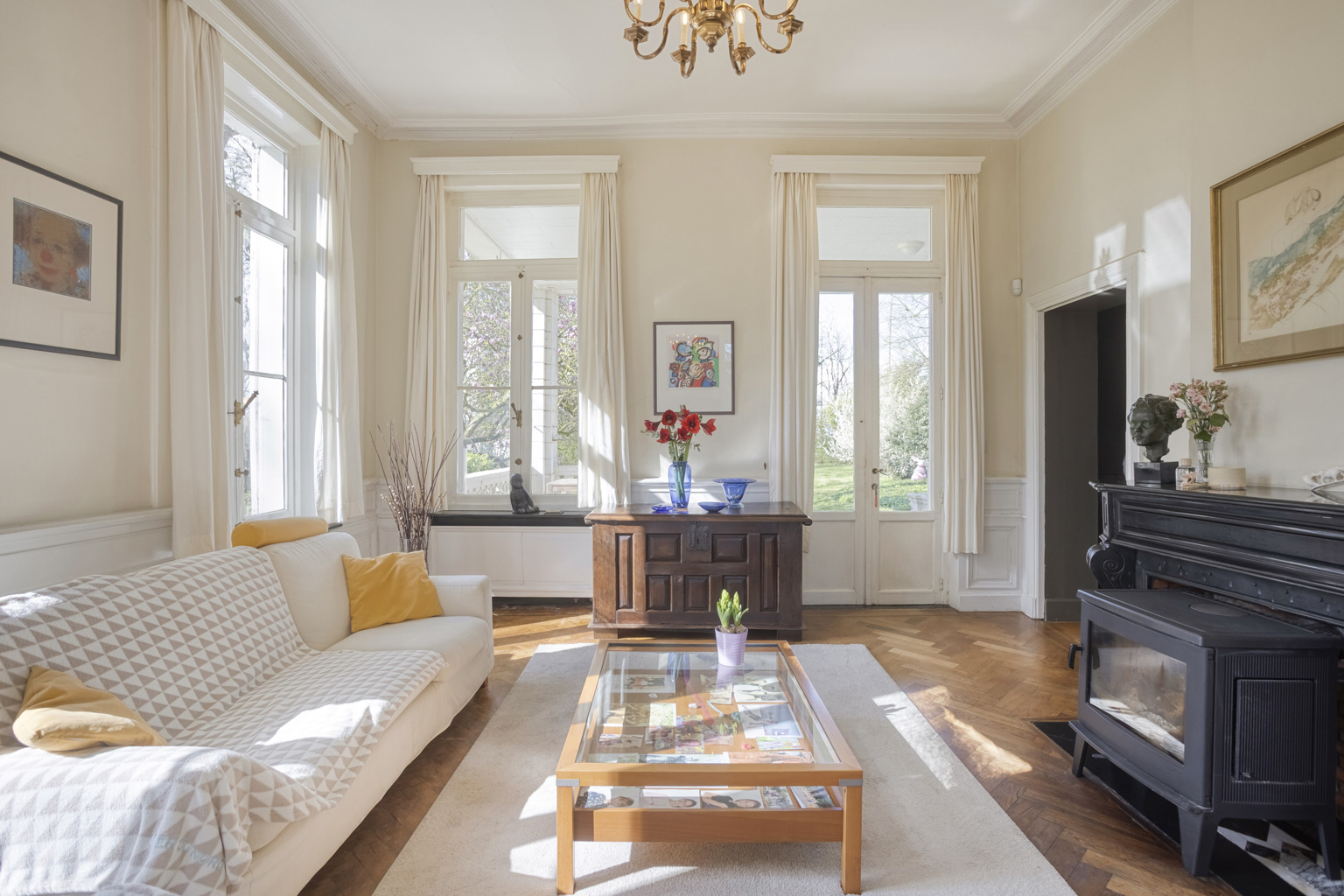 VILLA MET KOETSHUIS EN LANDGOED IN TIENEN - foto 1