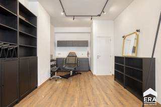 Commercial à louer à Leeuw-Saint-Pierre