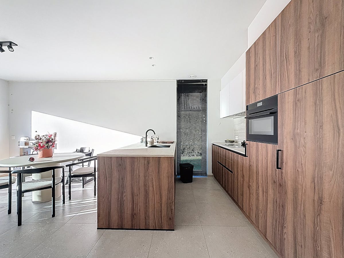 Gelijkvloers appartement met grote tuin in Wielsbeke te huur - foto 5