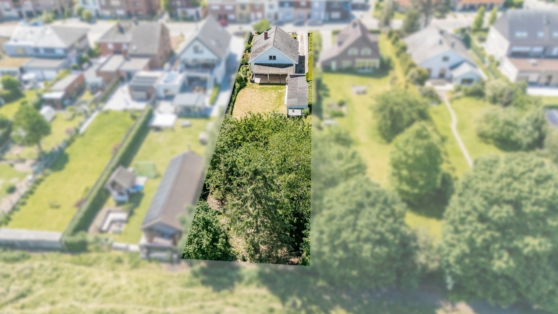 Interessante te renoveren bungalow in Massemen met groenzichten - foto 4
