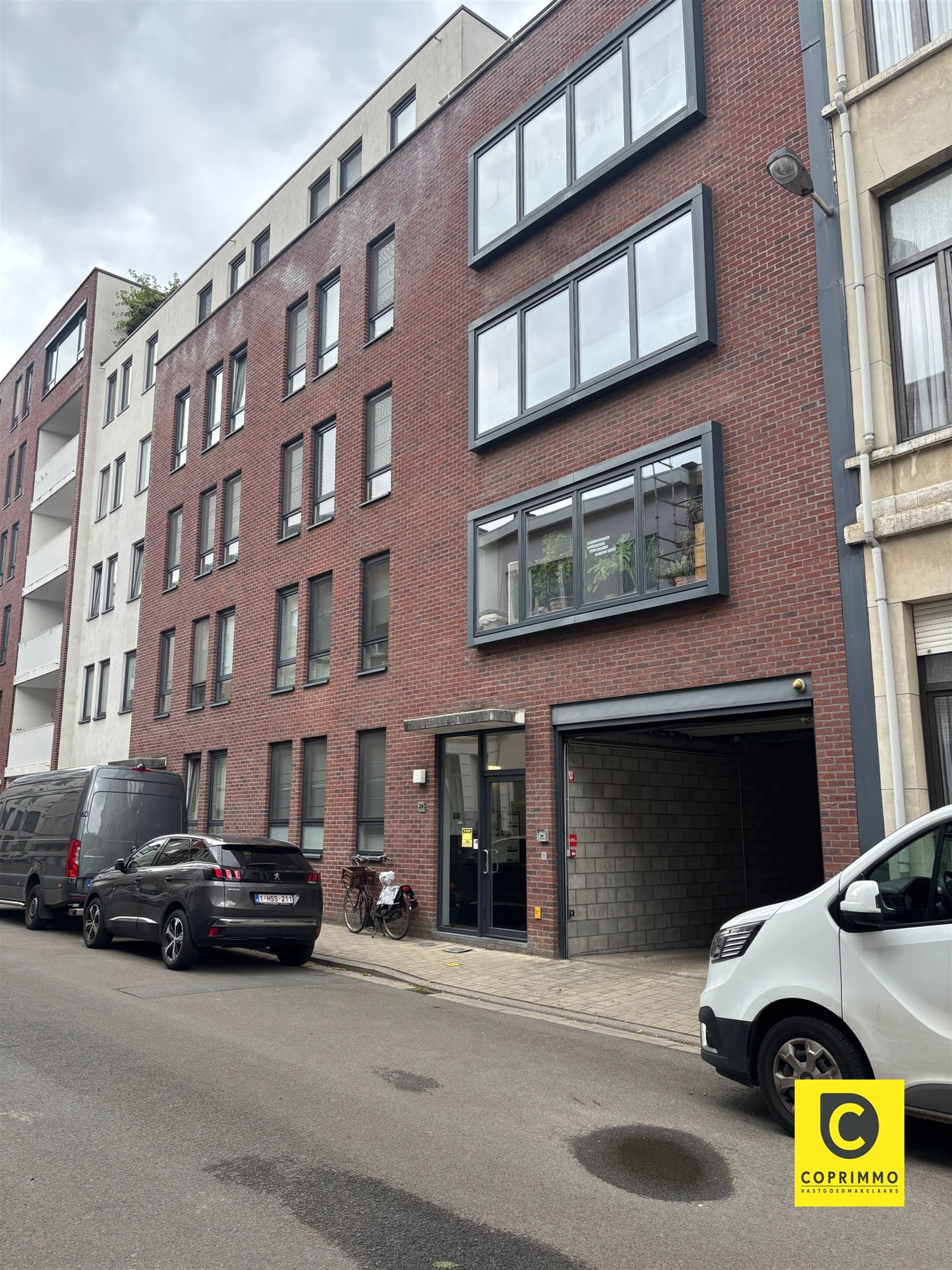 Ondergrondse autostaanplaats te koop! - foto 3
