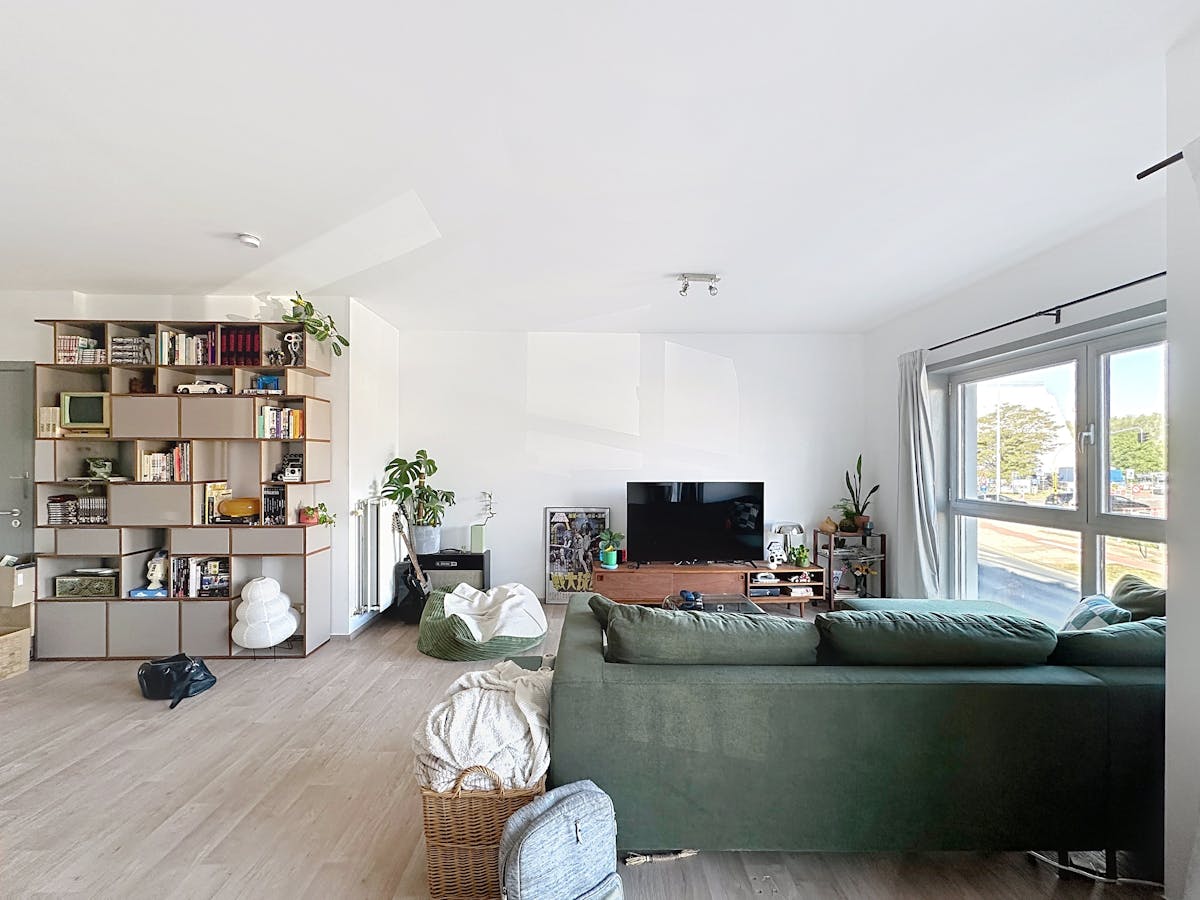 Appartement met 2 slaapkamers en terras te huur in Sint-Kruis - foto 3