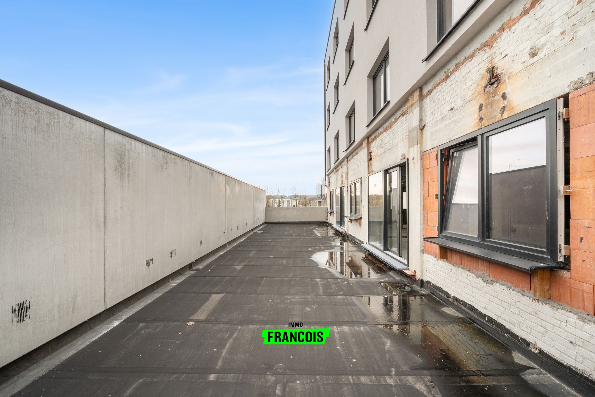 Unieke toren met KMO-units en loft te koop in Kerkhove! - foto 4