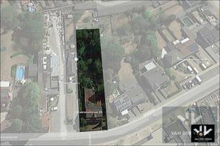 Karaktervolle, te renoveren woning op een perceel van ruim 12 aren. Ideaal gelegen nabij het centrum van Tongeren! TROEVEN:• Dichtbij stadscentrum...