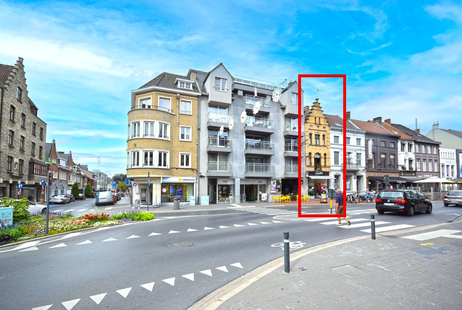 HANDELRUIMTE MET MAGAZIJN IN HET STADSCENTRUM VAN ROESELARE - foto 2