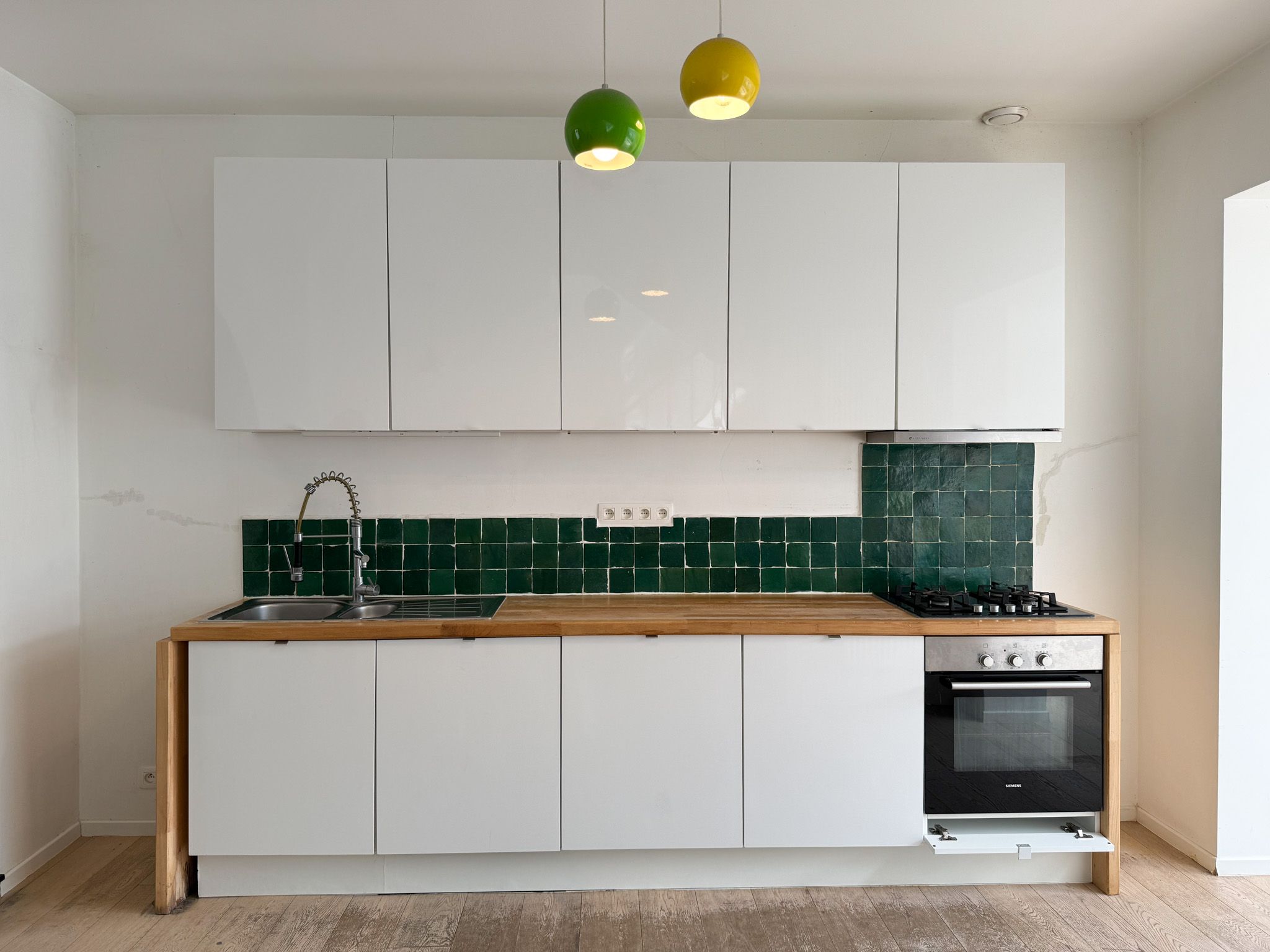 Pas gerenoveerde woning met drie slaapkamers en binnenkoer te huur - foto 5