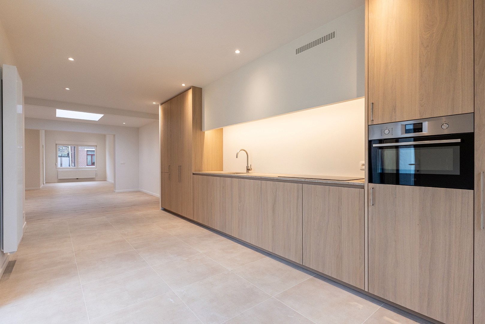 Gerenoveerde woning met 3 slpk en tuin in Brasschaat - foto 2