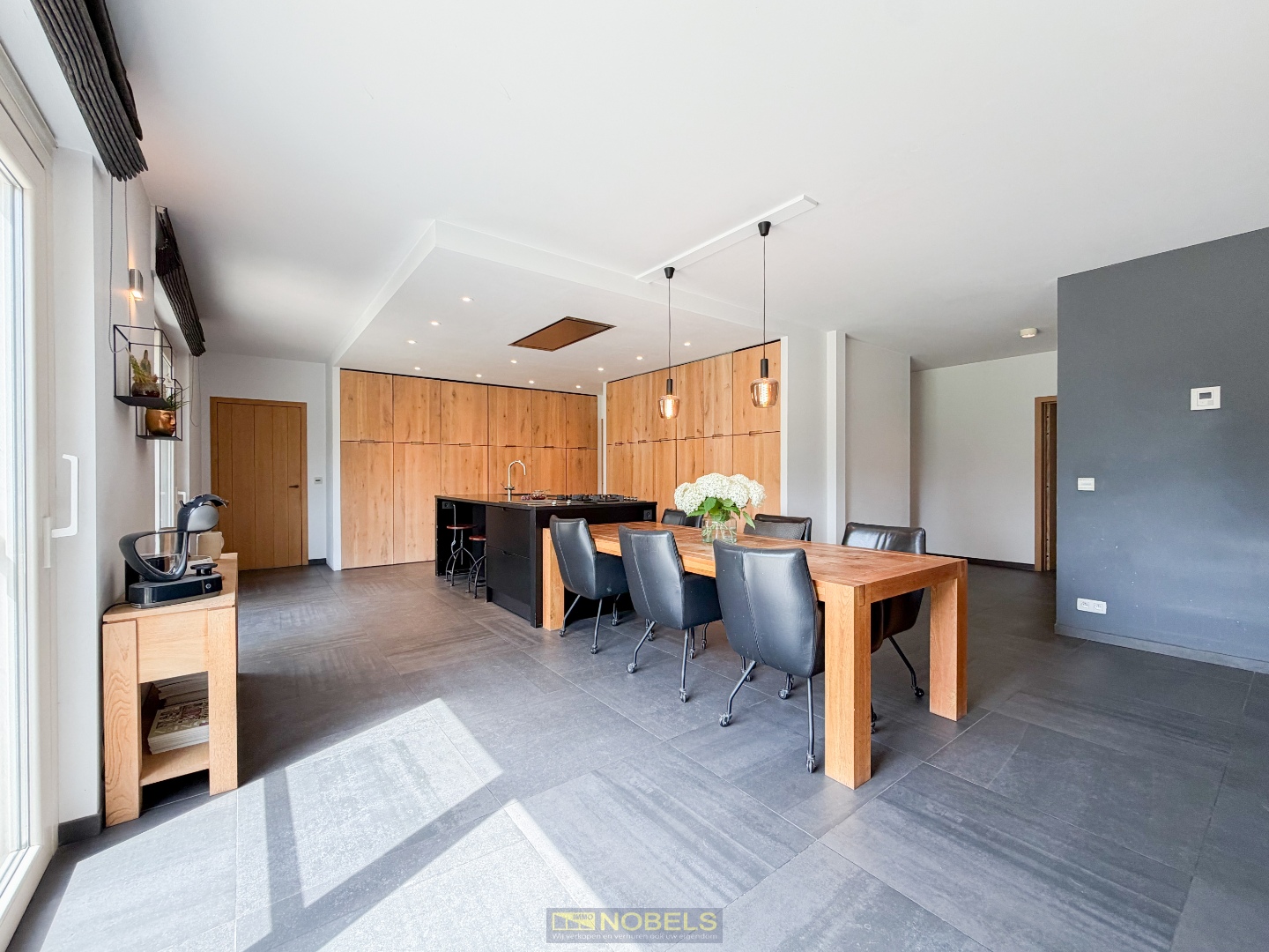 Te koop, Exclusieve nieuwbouwvilla met magazijn en uitzonderlijke mogelijkheden te Kalken! - foto 5